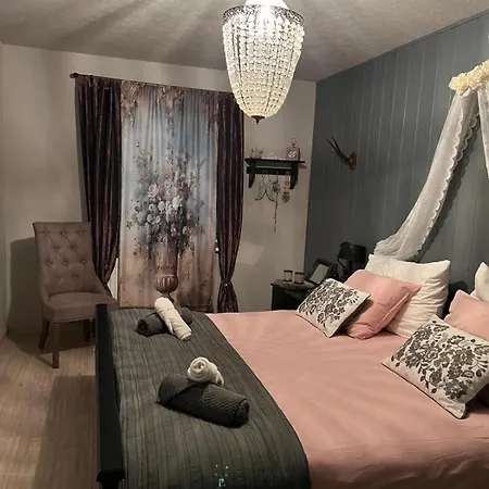 Poelstaler Berghuette Apartman