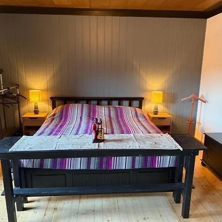 Poelstaler Berghuette * Oberzeiring