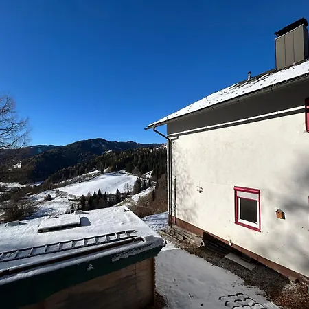 Poelstaler Berghuette *