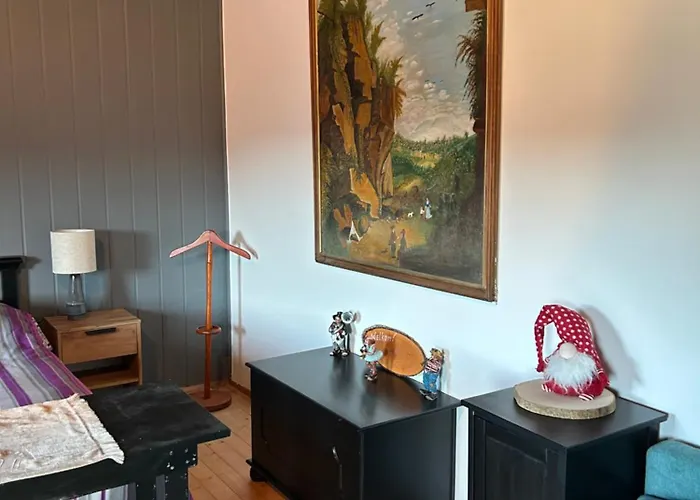 Poelstaler Berghuette * Oberzeiring