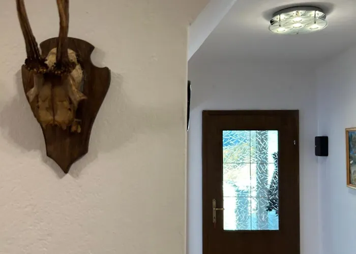 Poelstaler Berghuette * Oberzeiring